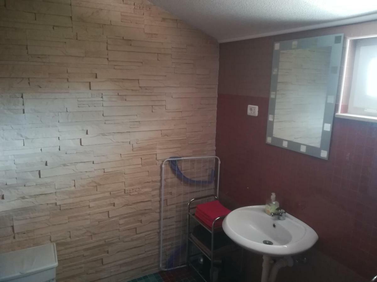 אומאג Apartment Cajt מראה חיצוני תמונה